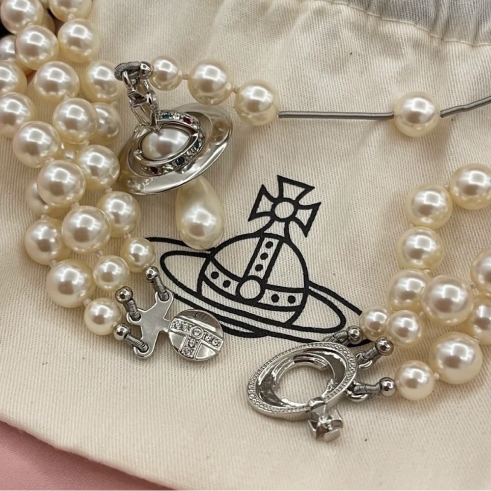 AUTH-Vivienne Westwood Broken pearl necklace Silver - Picture 6 of 8